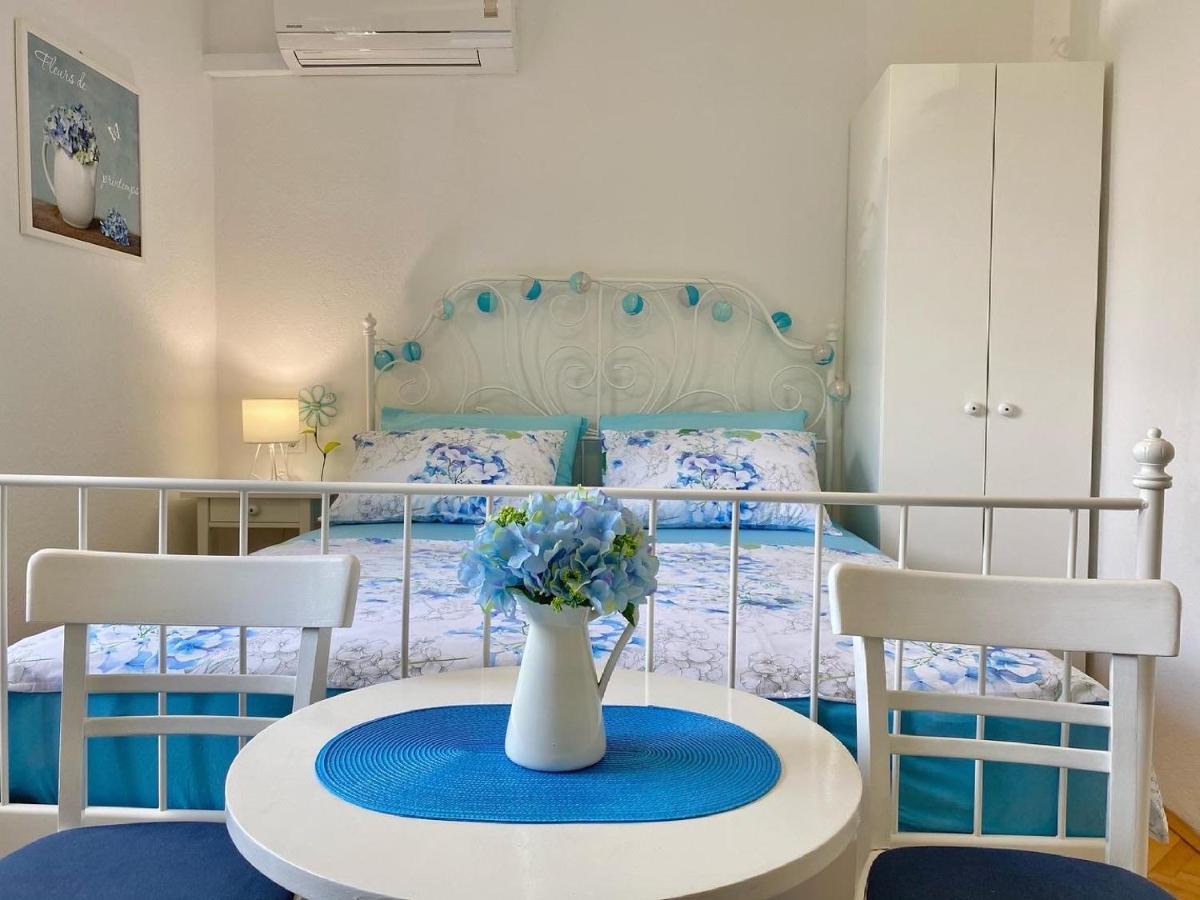 Apartmani Marko Tucepi Bagian luar foto