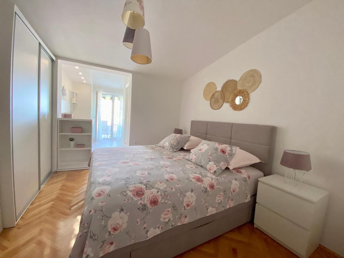 Apartmani Marko Tucepi Bagian luar foto