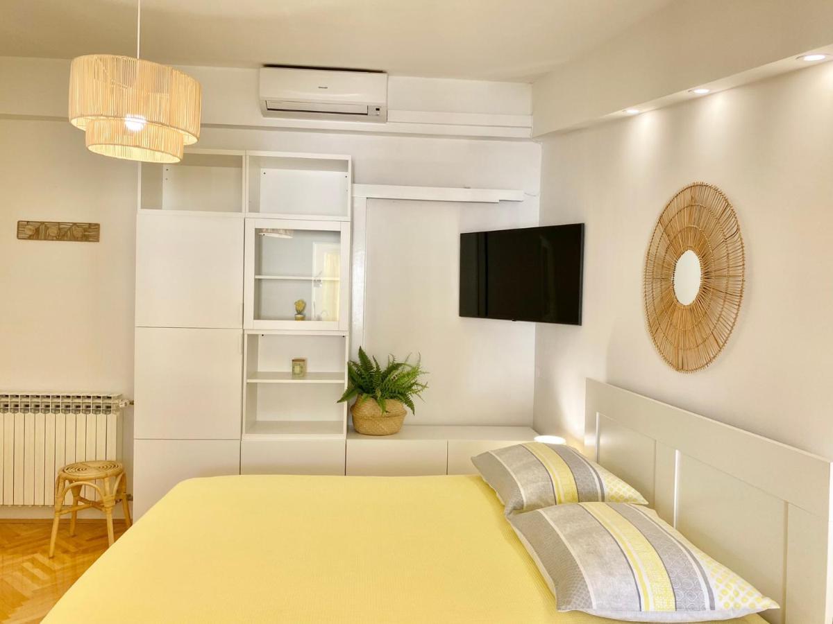 Apartmani Marko Tucepi Bagian luar foto