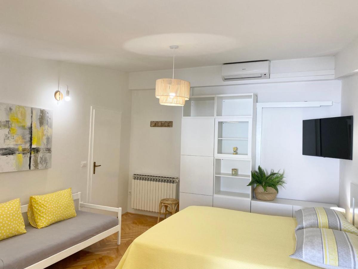 Apartmani Marko Tucepi Bagian luar foto