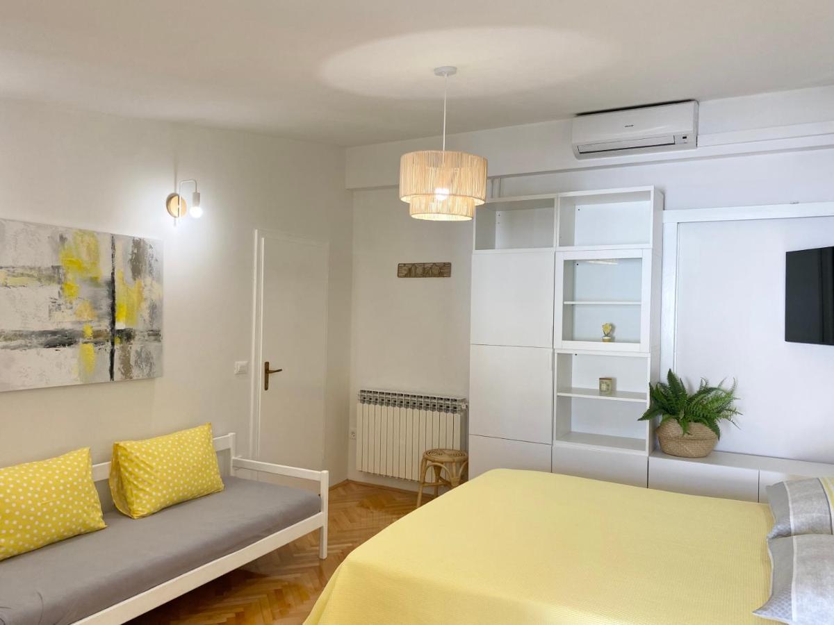 Apartmani Marko Tucepi Bagian luar foto