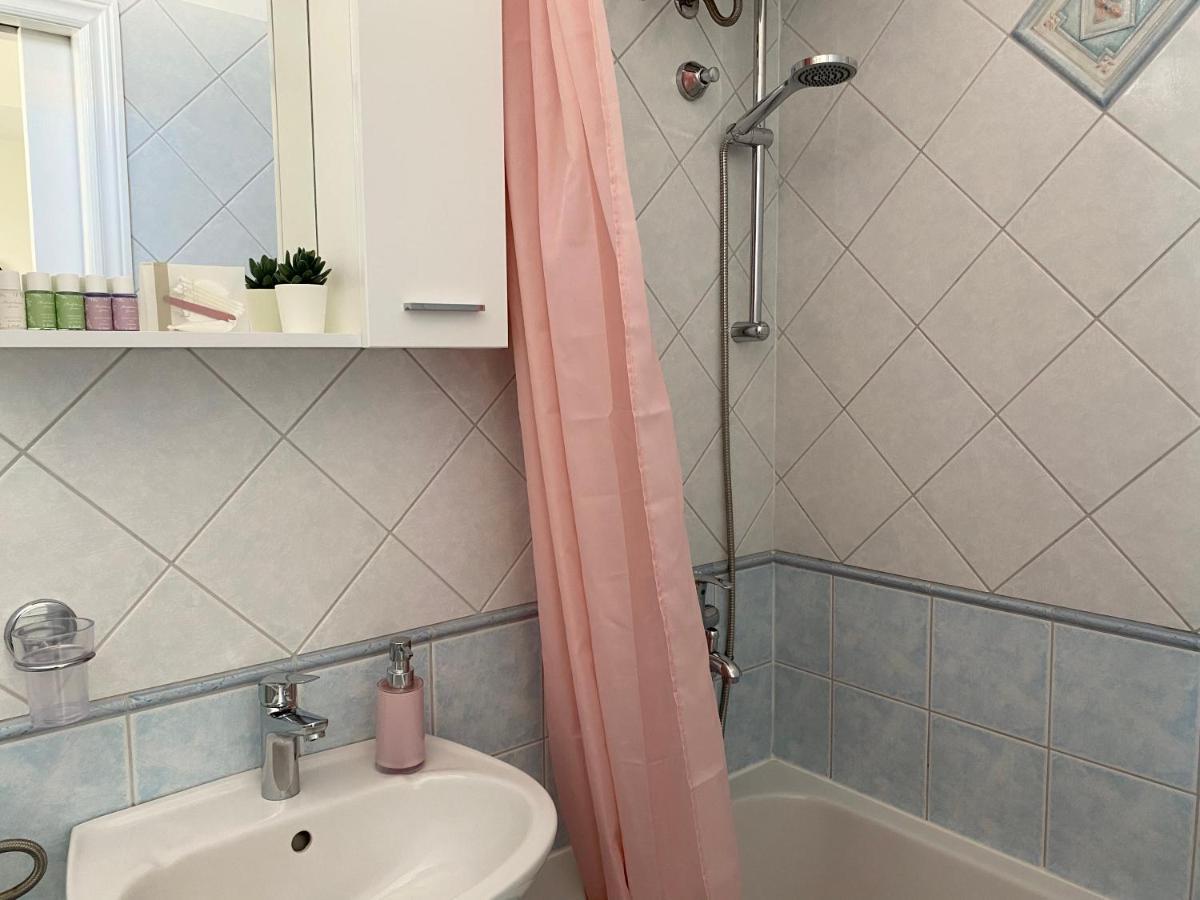 Apartmani Marko Tucepi Bagian luar foto