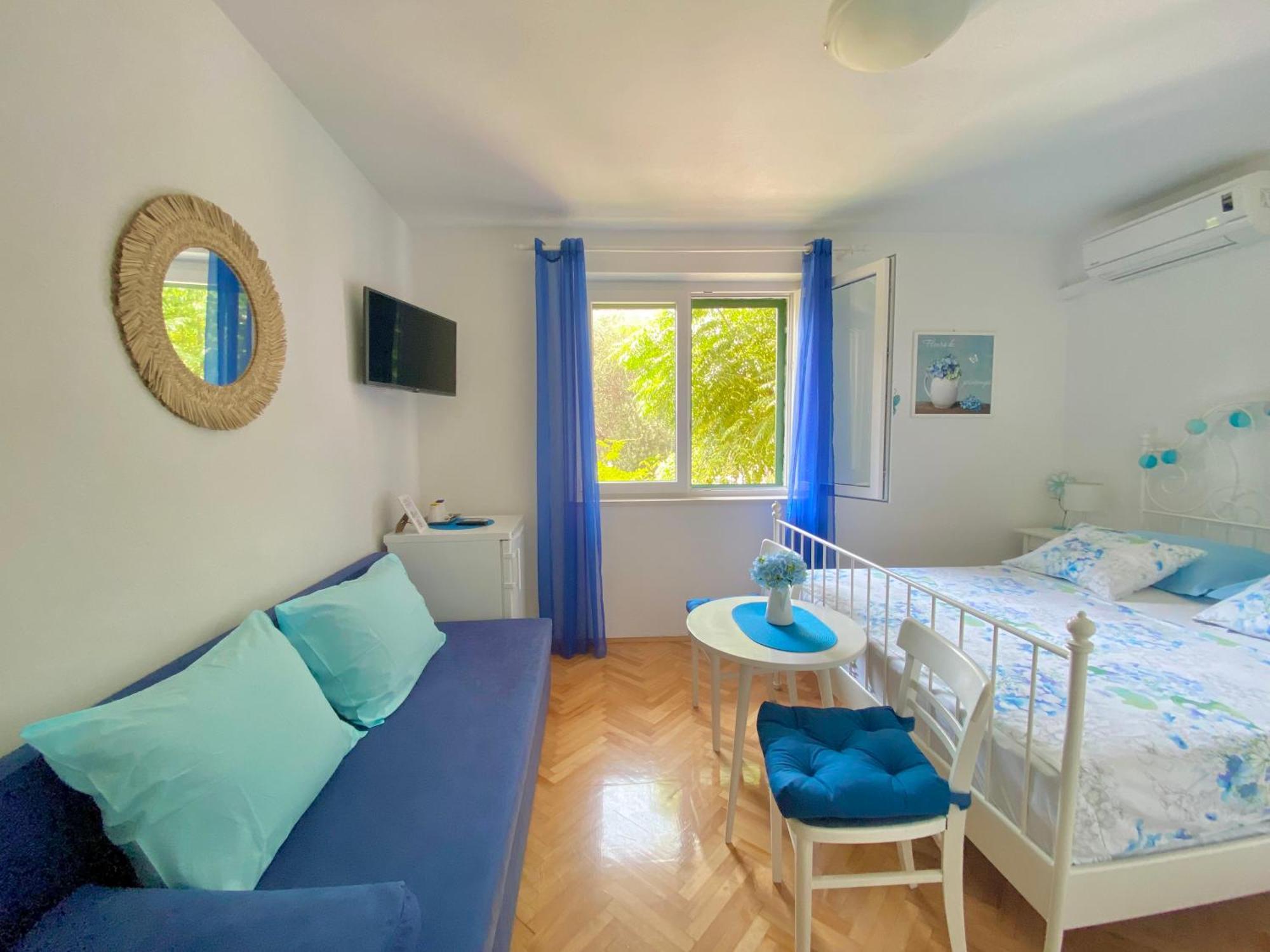 Apartmani Marko Tucepi Bagian luar foto