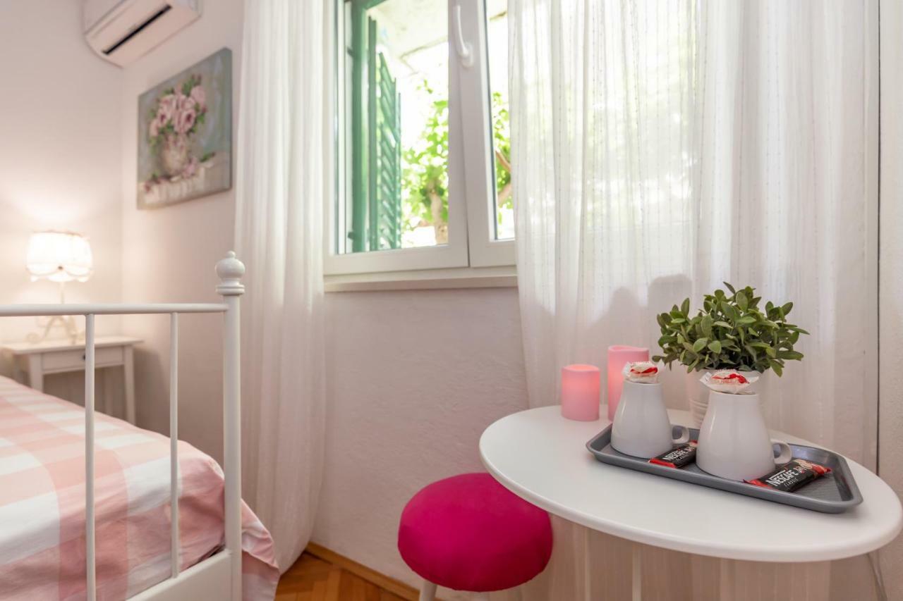 Apartmani Marko Tucepi Bagian luar foto