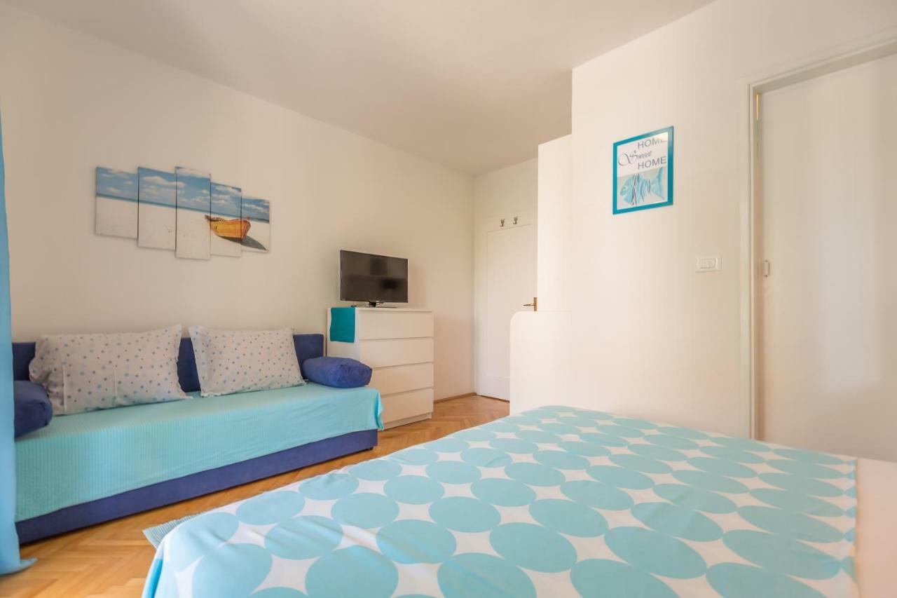 Apartmani Marko Tucepi Bagian luar foto